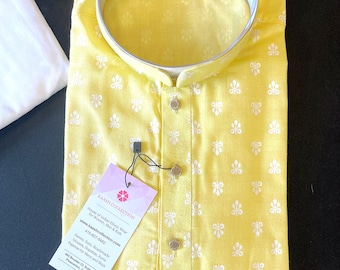 Klargult bomulls-kurta-pyjamaset | Herrbröllops-Haldi-outfit