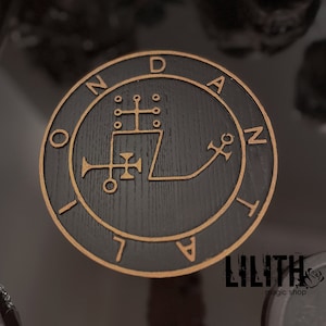 Duke Dantalion Wooden Altar Pentacle for Casting Black Magick Spells - Ars Goetia