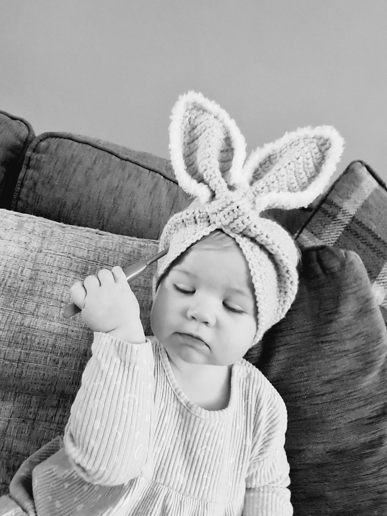 Crochet Pattern Baby/Childs Bunny Ear Warmer. Baby/Child Easter Bunny Crochet Pattern Ear Warmer Headband. image 2