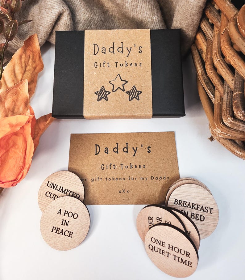 Personalised Wooden Daddy Gift Tokens image 3