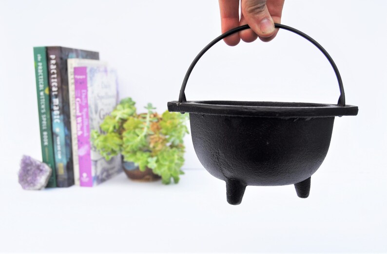 6 Inch Cast Iron Cauldron Witch Kettle Potions Spells Etsy