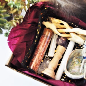 Witchcraft Kit with 90 Wiccan Supplies for Beginner and advanced witches.  Witch Kit. Wiccan Alter Kit with Altar supplies and Apothecary kit. Spell