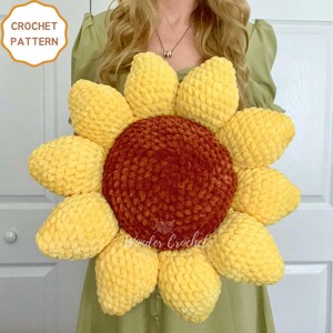 No-Sew Sunflower Pillow Crochet PATTERN image 2