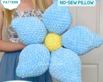 No-Sew Forget-Me-Not Pillow Crochet PATTERN