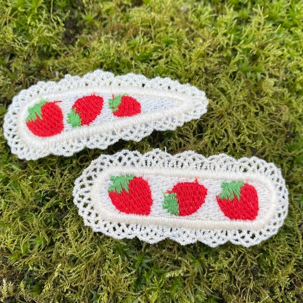 Set of 2 Strawberry Embroidered Hair Clips ~ Cute Girls Hair Charms ~ Berry Barrette ~ Kids Retro Hair Charm ~ Red Hair Clip ~ Summer Fruit