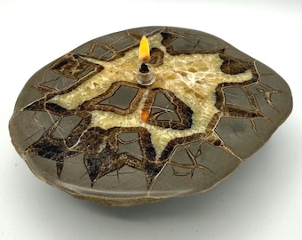Handmade Septarian Dragon Stone Candle 5.5”x5.5”: Utah Rock Oil Lamp