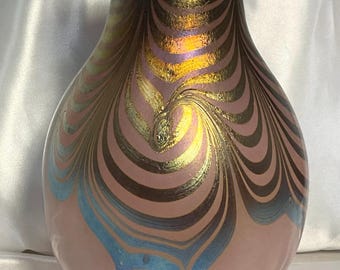 Vintage 1988 John Barber Art Glass Vase, Large Iridescent Pulled Feather Pink Amber Gold , Studio Glass Signed Hand Blown Exhibition Piece