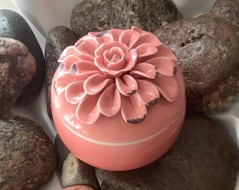 Beautiful Vintage Pink Petal Topped Trinket Box
