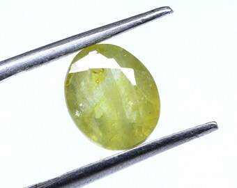 Yellow Bangkok Sapphire Faceted Gemstone Ring Size Sapphire Oval Shape Yellow Sapphire Loose Gemstone For Jewelry Making 3.40 CT 8x6x5 MM