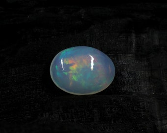 100% Natural Ethiopian Opal Cabochon Gemstone, 2.80 Cts Oval Shape Multi Fire Opal Gemstone 13x10 MM White Opal Gemstone Making For Jewelry.