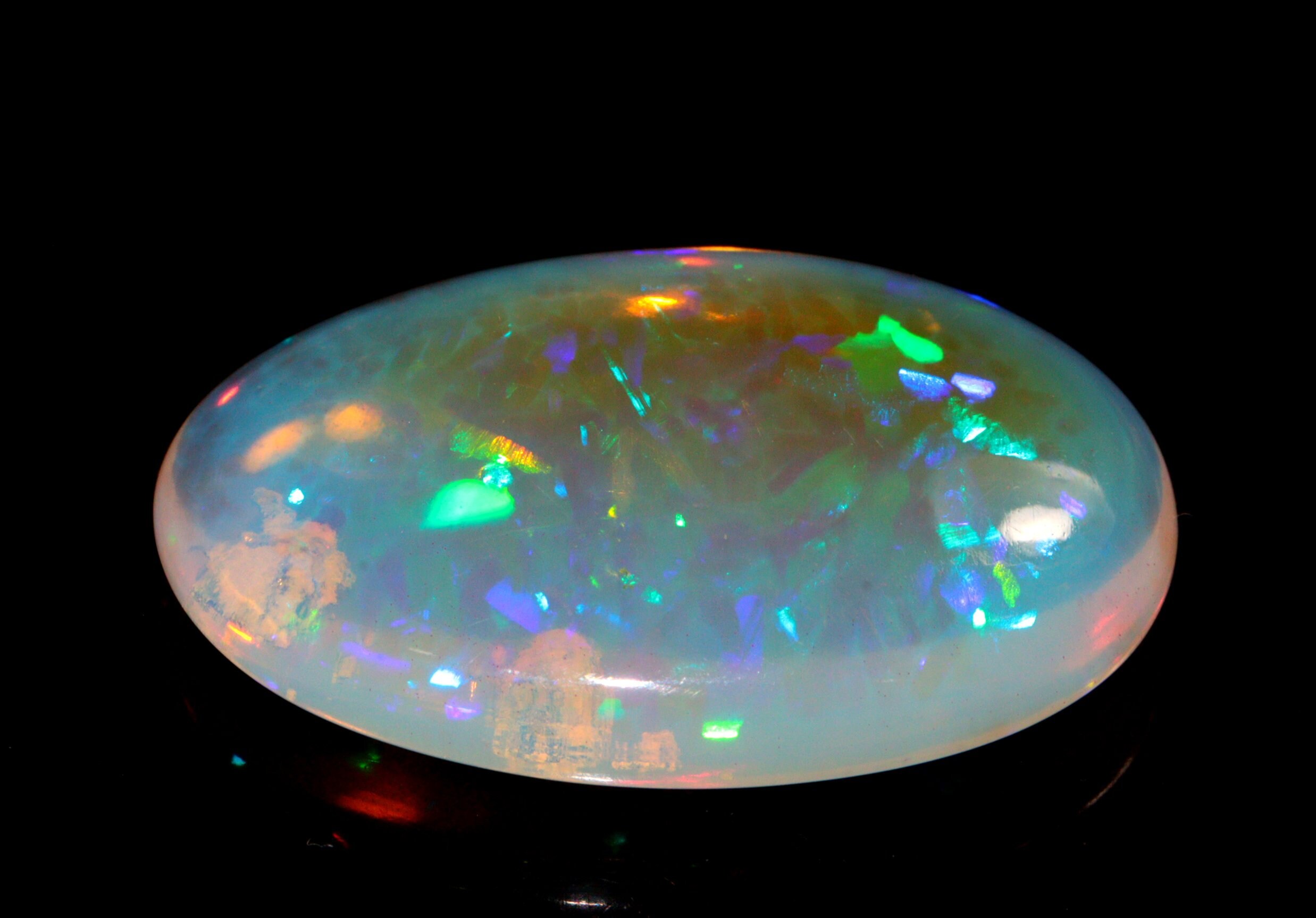 10.15Ct Natural Superb Welo Fire Ethiopian Opal Rough Wholesale Price Gemstone 10.15Ct Natural Superb Welo Fire Ethiopian Opal Rough Wholesale Price Gemstone