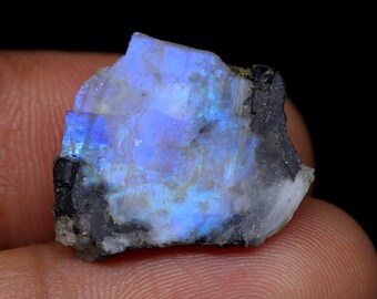 Natural Blue Fire Rainbow Moonstone Raw Rough Gemstone 14.00 CT 21x18 MM Ring Size White Rainbow Moonstone Raw Rough Gemstone