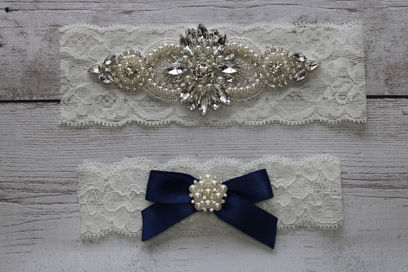 Wedding Garter Set Ivory Bridal Garter Crystal Garter NO SLIP Lace Wedding Garter Bridal Garter set Wedding Garter WS85405