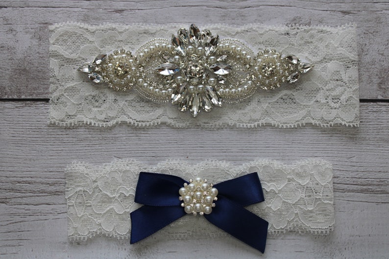 Wedding Garter Set Ivory Bridal Garter Crystal Garter NO SLIP Lace Wedding Garter Bridal Garter set Wedding Garter WS85405