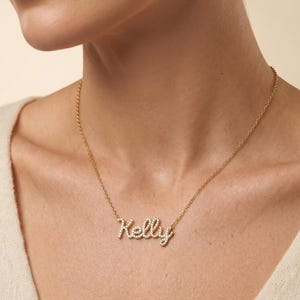 パーソナライズされたCZネームネックレス スターリングシルバー カスタムネームジュエリー