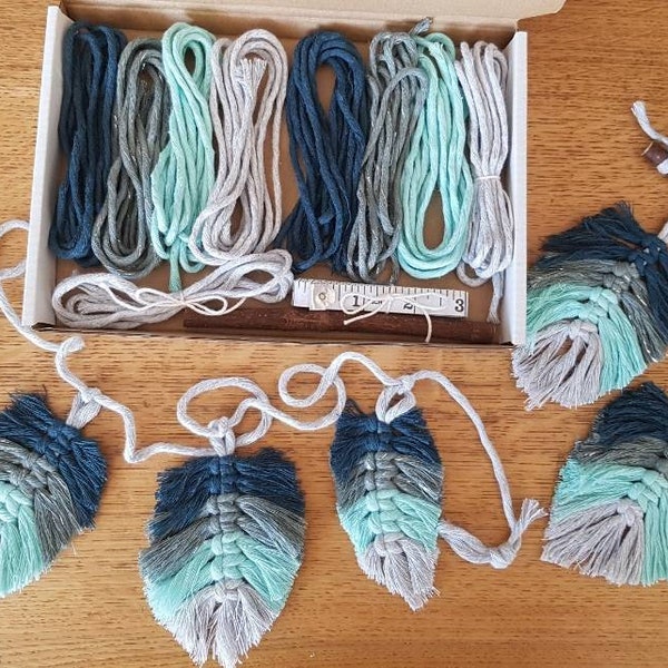Make your own Macrame feathers kit