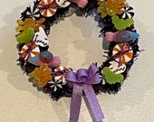 1:12 Halloween Candy Wreath for Halloween dollhouse miniatures