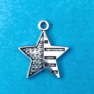 5,10 American Flag Charm,USA Charm,Star Flag Pendant,Patriotic Charm