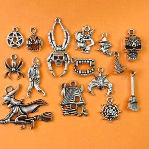 15 PCs Halloween Mixed Charm Set,Halloween Spooky Assorted charms