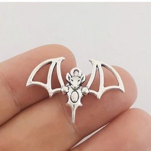 5 Bat Charms,Halloween Vampire Charms,Bat Pendant