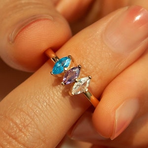 Mothers Ring - Birthstone Ring for Mom - Fmaily Birthstone Ring - Birthstone Jewelry - Personalized Gifts for Mom - 2, 3, 4, 5 Birth Stones