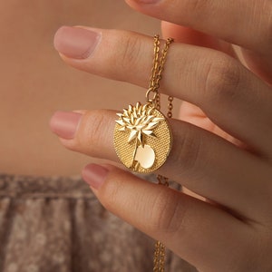 18K Gold Birth Flower Necklace - Birthflower Pendant Necklace - Birthday Gifts - Zodiac Necklace - Birth Month Flower Neckalce-Gifts for Her