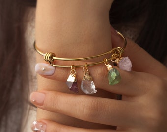 Raw Birthstone Bracelet For Women - Mom Bracelet - Family Birthstone Bracelet - Custom Crystal Charm Bracelet - Personalized Gifts for Mom