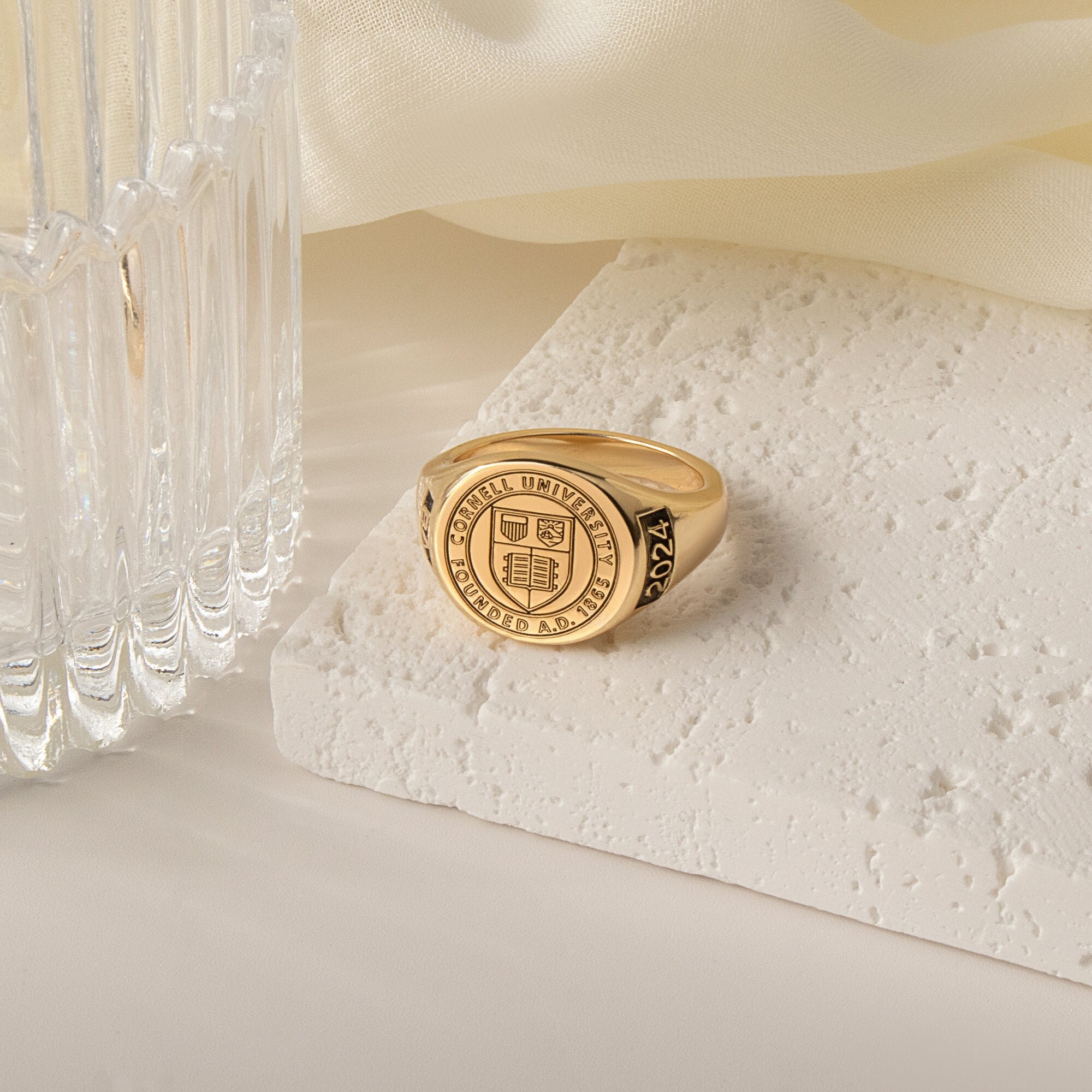 Custom Signet Ring - Class Ring - College Graduation Ring