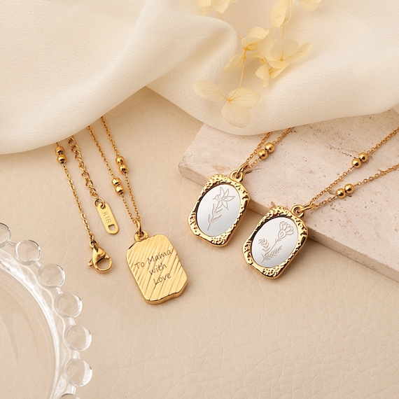 Gold Birth Flower Necklace - Birth Month Flower Necklace - Custom Birtflower Necklace for Mom - Birthday Gift - Wildflower Pendant Necklace