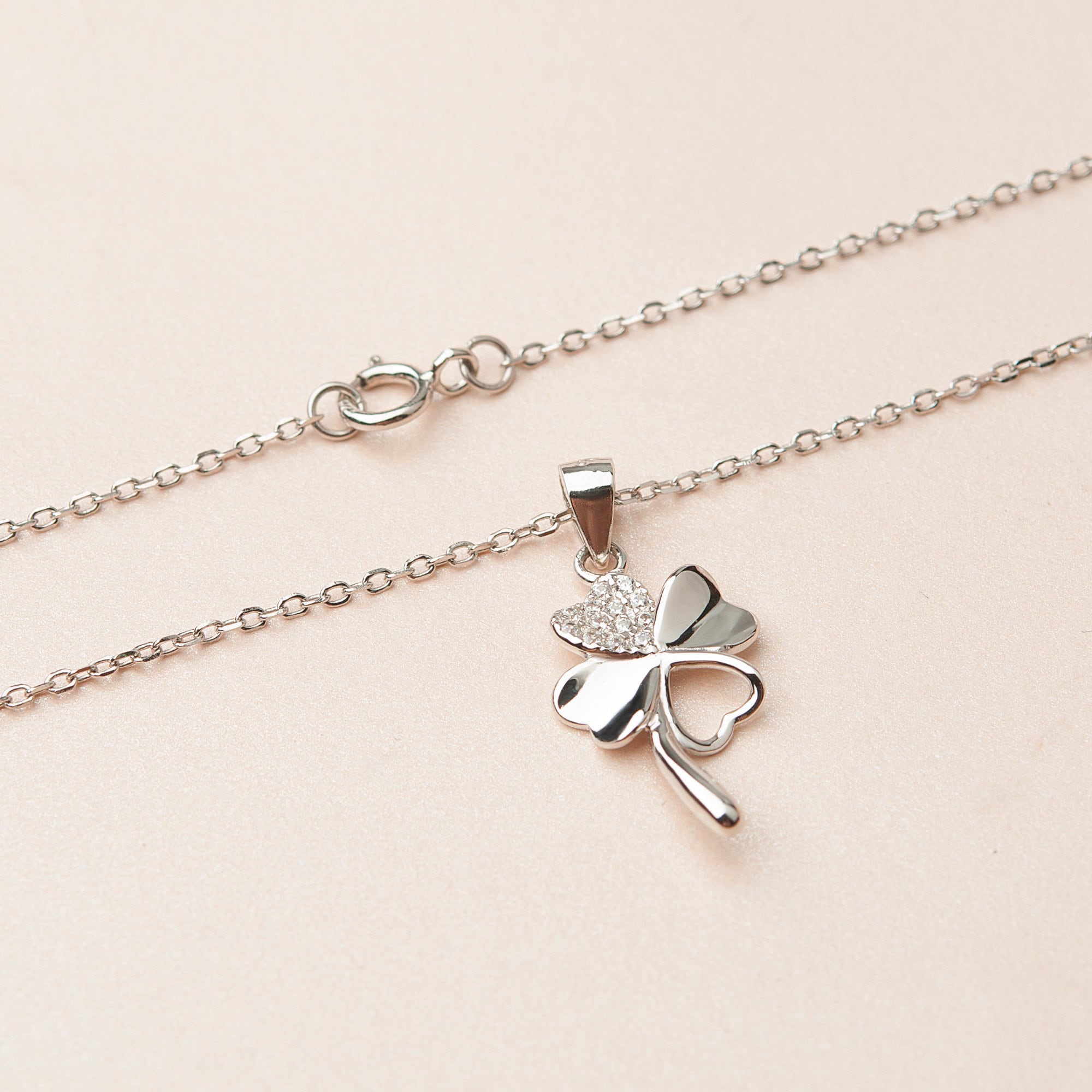 Pearl Clover Necklace, Dainty Best Friend Gift, Birthday Gifts For