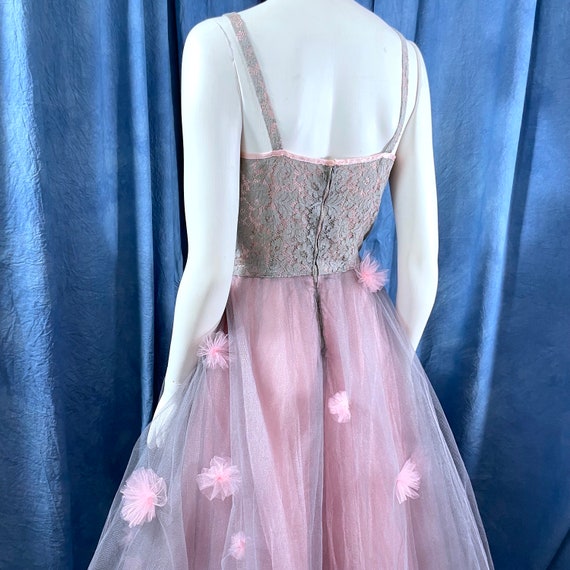 Vintage 1950's Dress Prom Fit And Flare pink And … - image 10