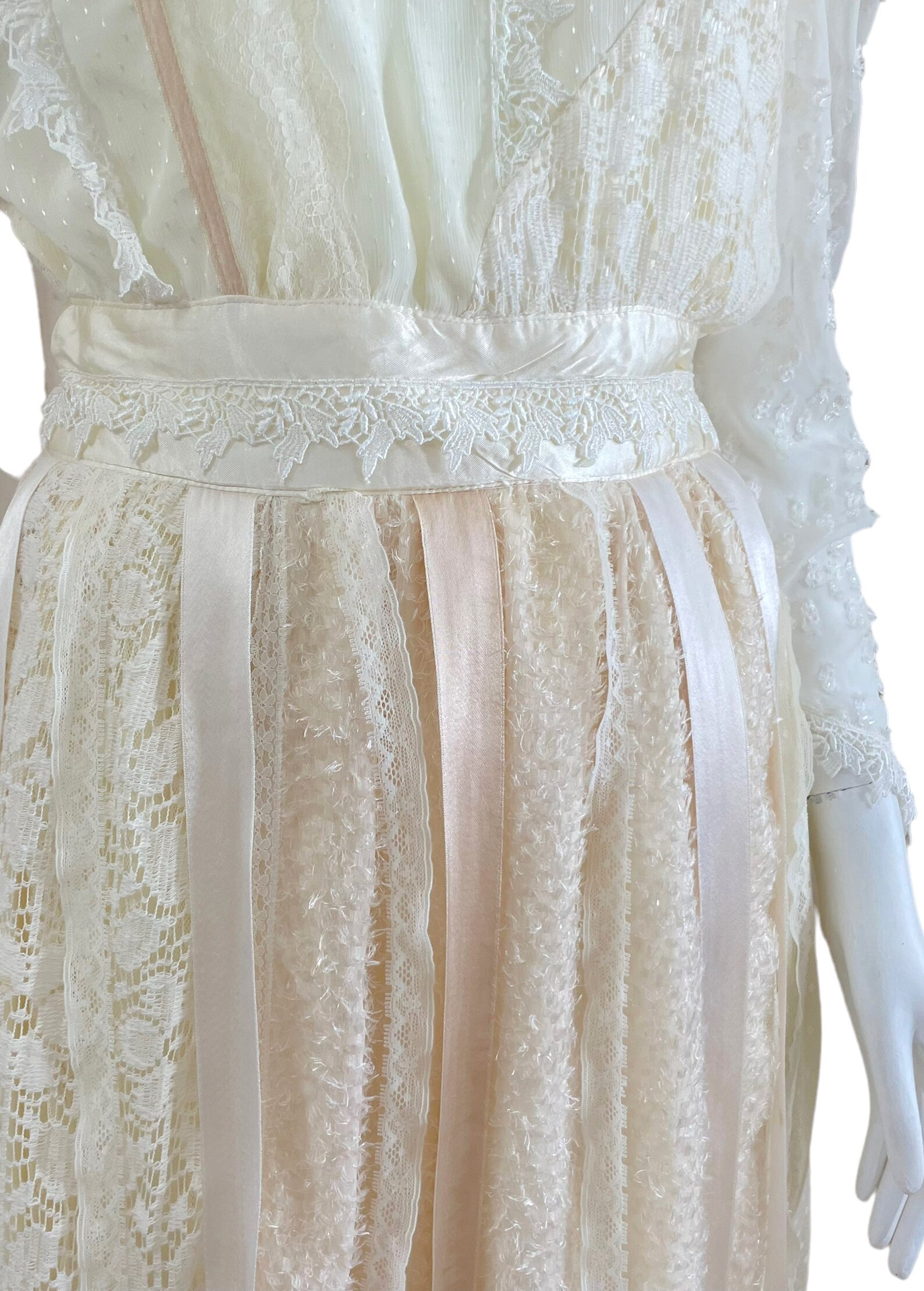 Vintage Romantic Wedding Dress 1980's Cottage Blossom Ribbons & Lace - Etsy