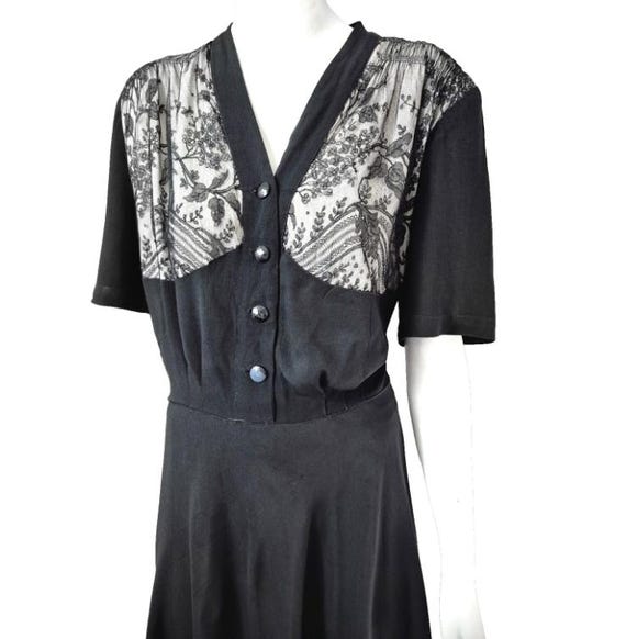 Vintage Dress 1940's Black Crepe Fit and Flare Midi Elbow Length Sleeves  Size 14 - Etsy