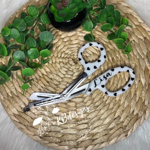 Personalized Medical Scissors, EMT Shears,  Trauma Shears, heart medical scissors, Doctor Shears, Glitter Shears, Heart Pattern Shears