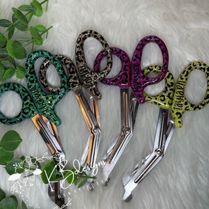 Personalized Medical Scissors, EMT Shears, Trauma Shears, cheetah print medical scissors, Doctor Shears, Cheetah and Glitter