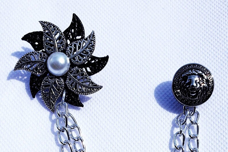 Elegant Lapel Pin Badge with Silver Chains/Lion Brooch Pin for Etsy