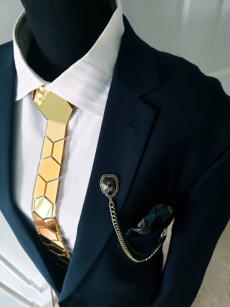 Mirror tie online