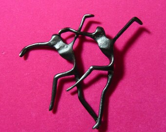 Vintage Dancing People Minimalist Brooch in Matte Black