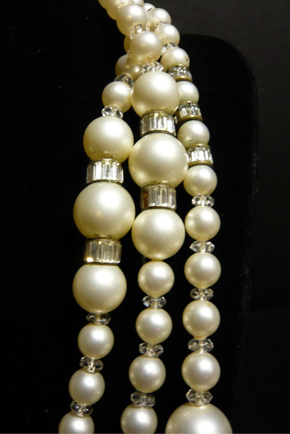 Unusual Vintage Faux Pearl & Rhinestone Baguette … - image 2