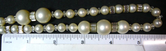 Unusual Vintage Faux Pearl & Rhinestone Baguette … - image 6