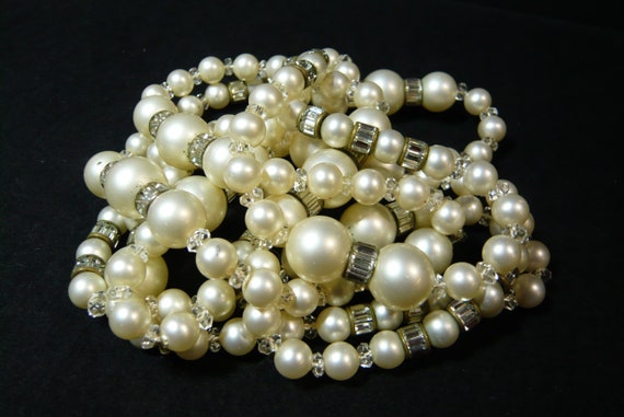 Unusual Vintage Faux Pearl & Rhinestone Baguette … - image 3