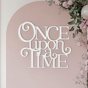 Cartello "C'era una volta" per sfondo o decorazione da parete per cameretta dei bambini, decorazioni in legno per l'angolo lettura della cameretta dei bambini, striscione per baby shower per bambine o bambini.
