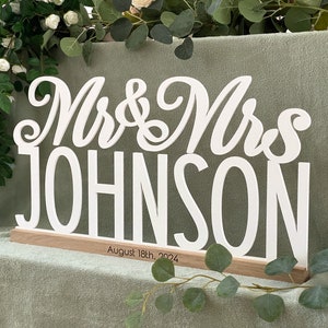 Letrero de mesa para señor y señora, letrero independiente para señor y señora, letrero independiente con apellido, decoración para la mesa principal, letras independientes, decoración para bodas