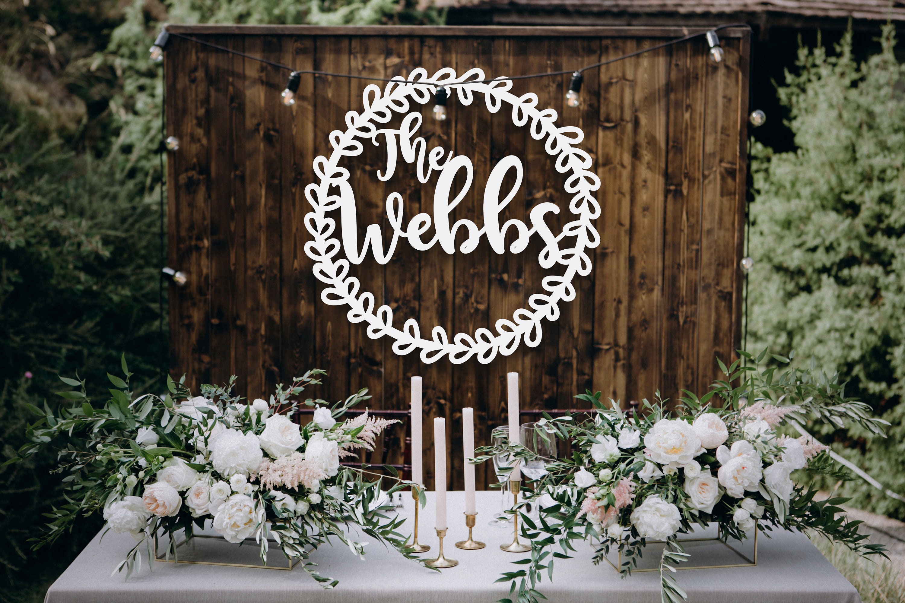 Personalized Last Name Sign Cut Out, Laser Cut Wedding Sign with Name and Date, Round Wedding Sign Backdrop, Circular Wedding Sign Wooden