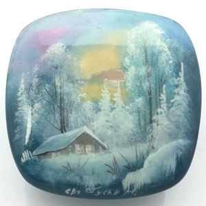 Russian Lacquer Winter White Christmas Box Fedoskino with Mother of Pearl Inlay hand painted
