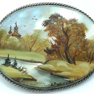 Mother of pearl vintage hand painted brooch Fedoskino lacquer miniature