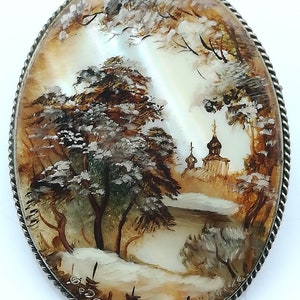Mother of pearl hand painted vintage brooch Fedoskino lacquer miniature