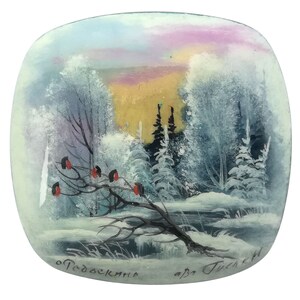 Russian Lacquer Robin Box Fedoskino with Mother of Pearl Inlay hand painted