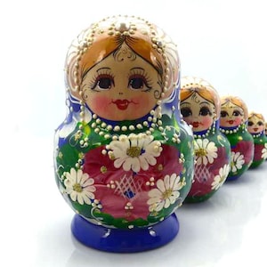 Russian nesting doll &quot;Daisy&quot; 10 pcs H.16 cm, handmade Matryoshka, Russian wooden doll