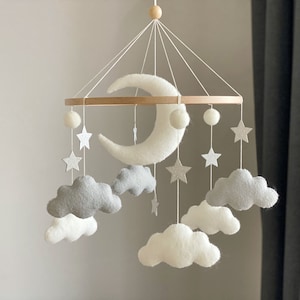 Baby mobile neutral Moon baby mobile cloud baby mobile White and silver baby mobile baby mobile boy baby nursery